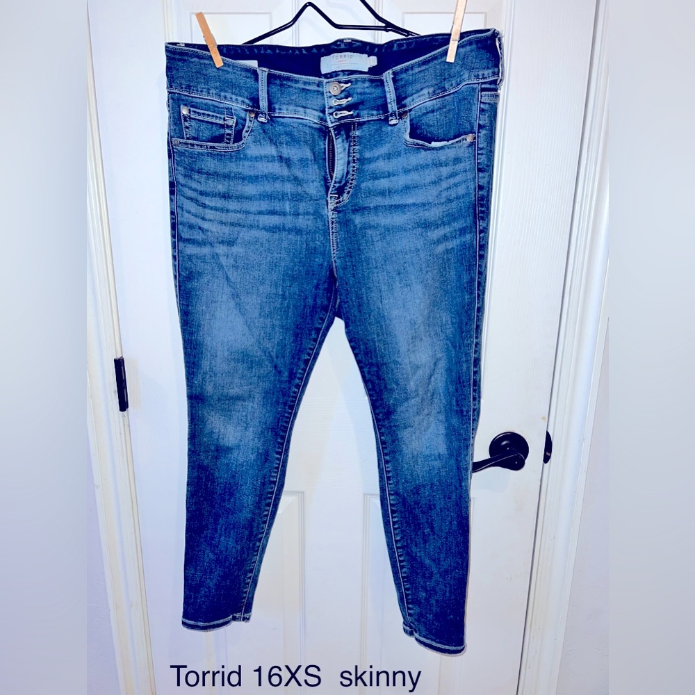 Torrid skinny ankle